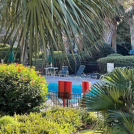 Spacious, Cozy Villa W/Parking In Coligny Villas Hilton Head Island Exterior photo