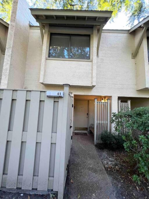 Spacious, Cozy Villa W/Parking In Coligny Villas Hilton Head Island Exterior photo
