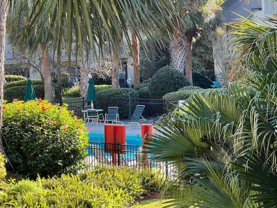 Spacious, Cozy Villa W/Parking In Coligny Villas Hilton Head Island Exterior photo
