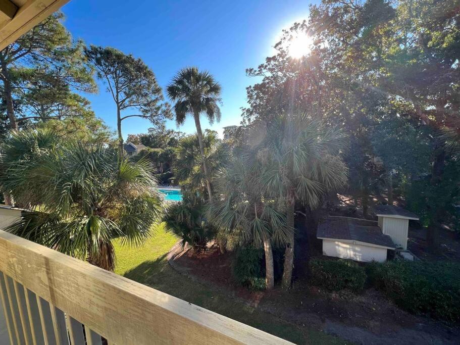 Spacious, Cozy Villa W/Parking In Coligny Villas Hilton Head Island Exterior photo