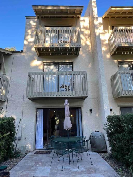 Spacious, Cozy Villa W/Parking In Coligny Villas Hilton Head Island Exterior photo