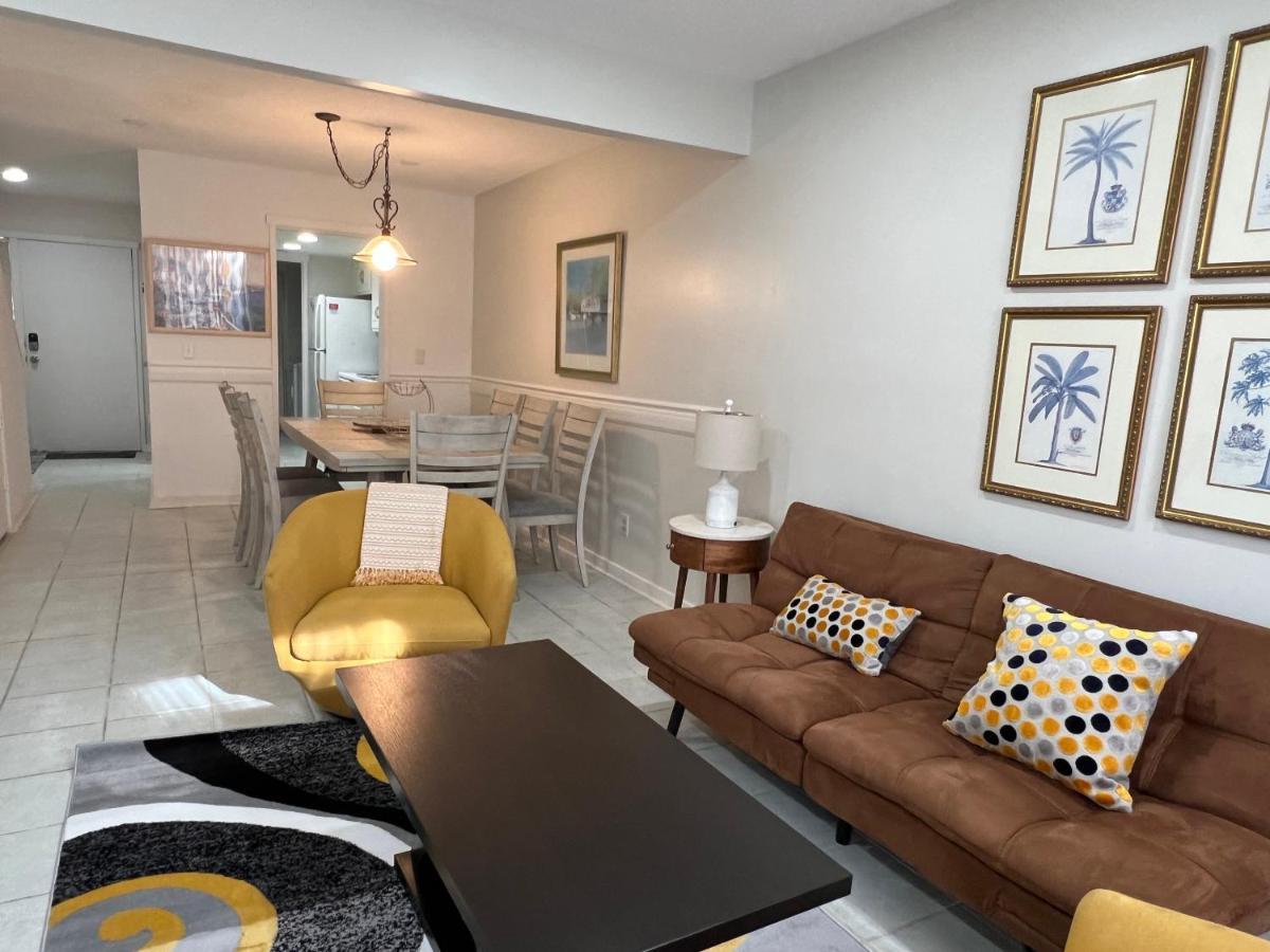 Spacious, Cozy Villa W/Parking In Coligny Villas Hilton Head Island Exterior photo